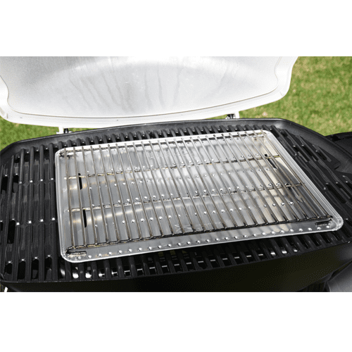 Weber Family Q Roasting Pack tray and trivet